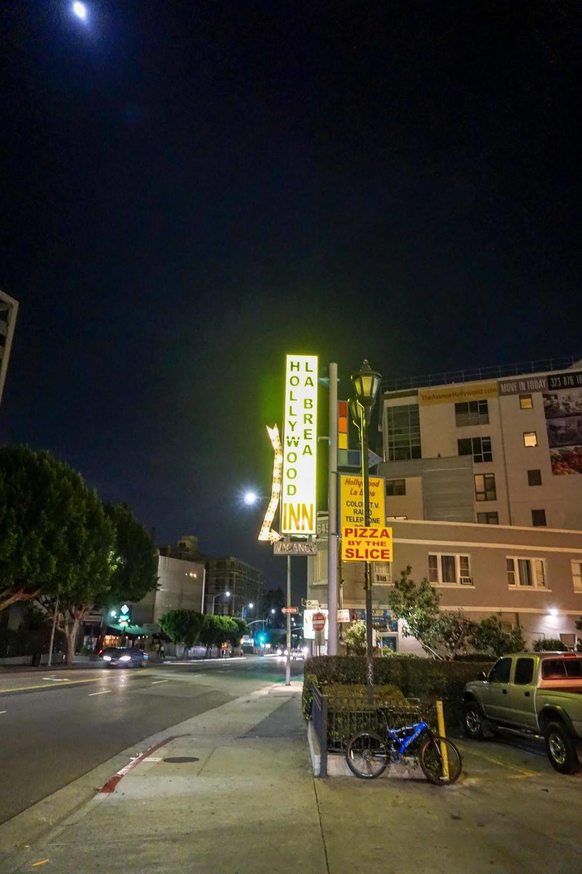 Hollywood La Brea Inn Лос-Анджелес Экстерьер фото