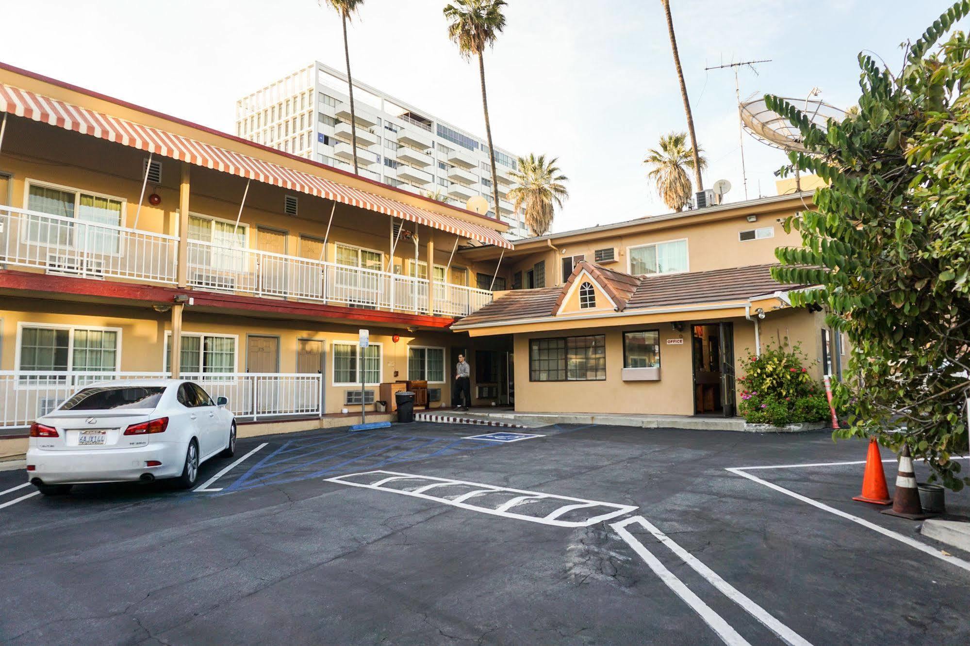 Hollywood La Brea Inn Лос-Анджелес Экстерьер фото